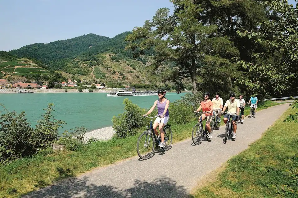 Bike tour